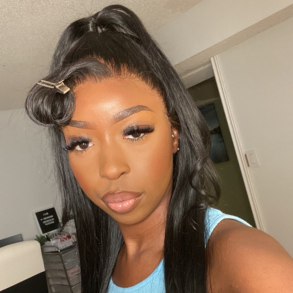 Meet your Posher, Shania - Picture 1 of 1